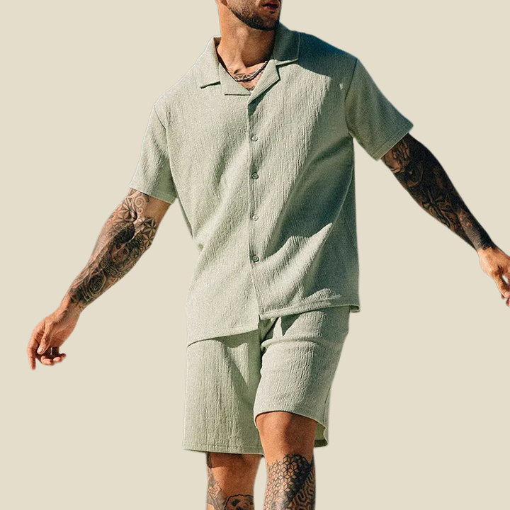 Light green crinkle camp collar short sleeve shirt and matching shorts set for men