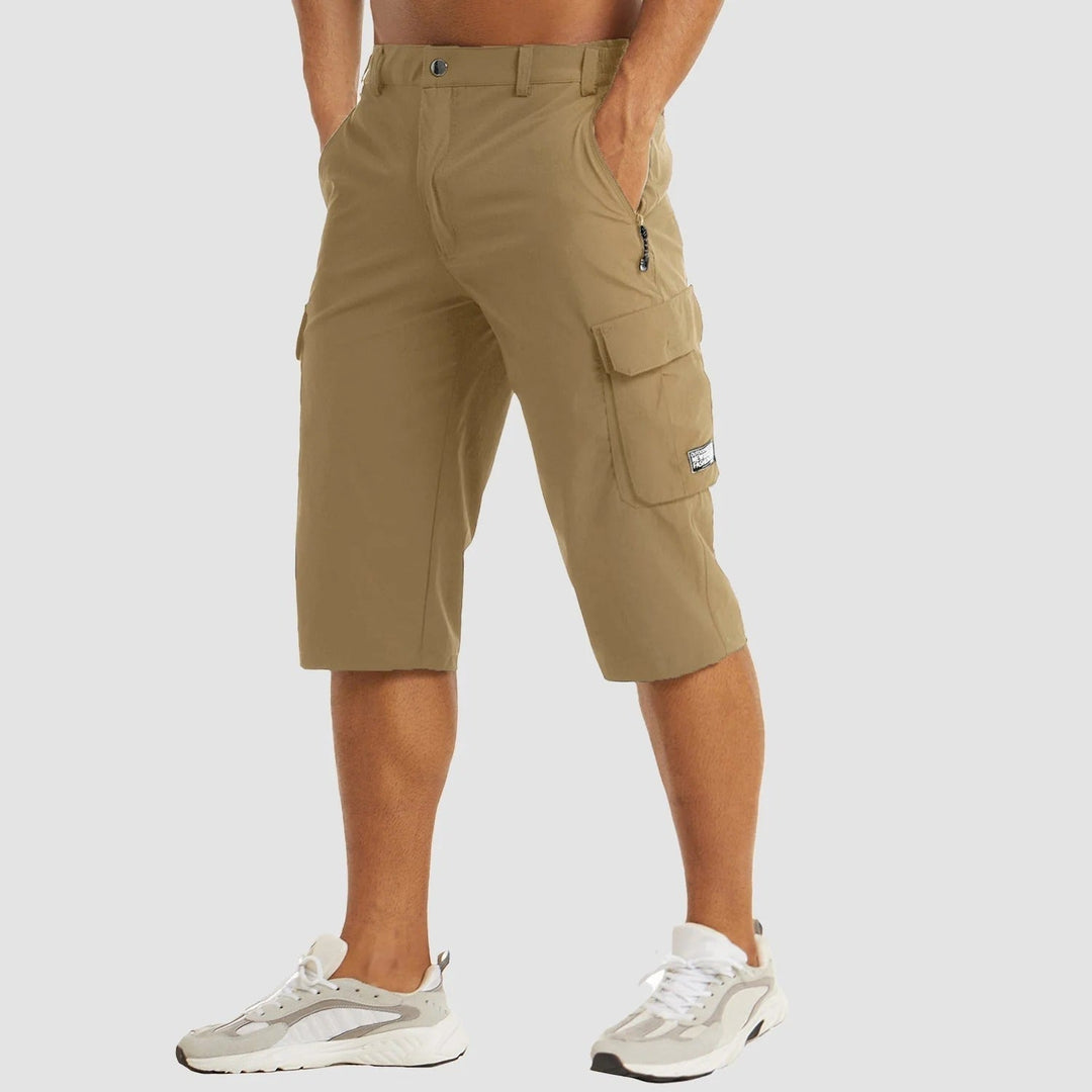 Khaki men summer cargo knee length shorts with side pockets and zip pocket