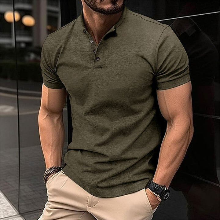 Olive green stand collar short sleeve polo shirt with three-button placket and fit