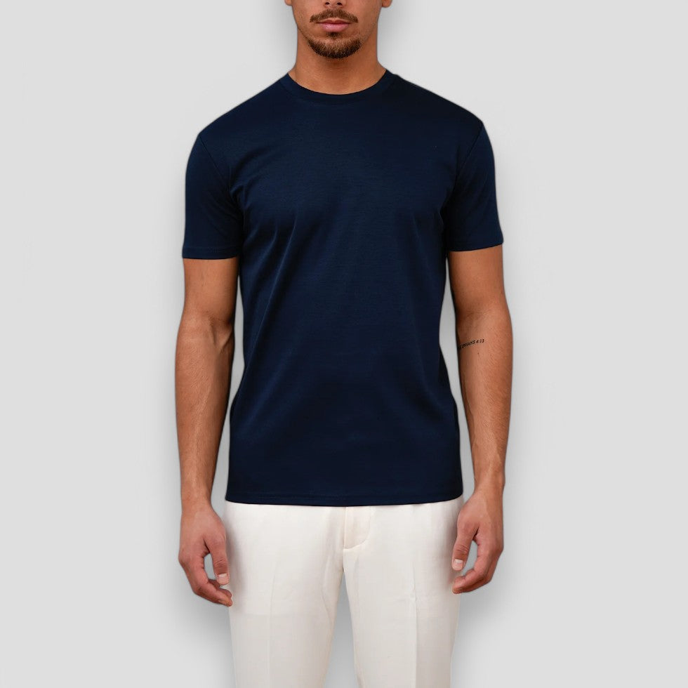 Navy crew neck short sleeve t shirt on a male model, fitted casual basic top